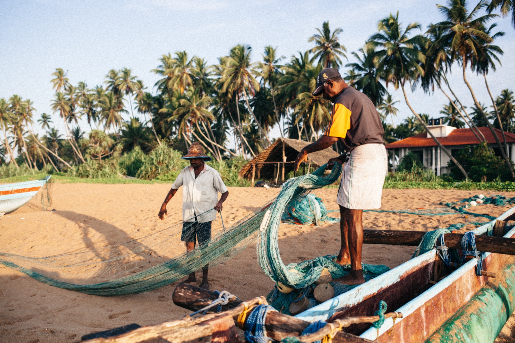 © Holger Kral • Photography - Die Fischer von Rekawa - 2016, color, journey, people, portrait, reportage, srilanka - photo #17 -